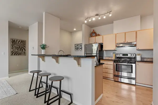 22855 E Country Vista Dr #393, Liberty Lake, WA 99019