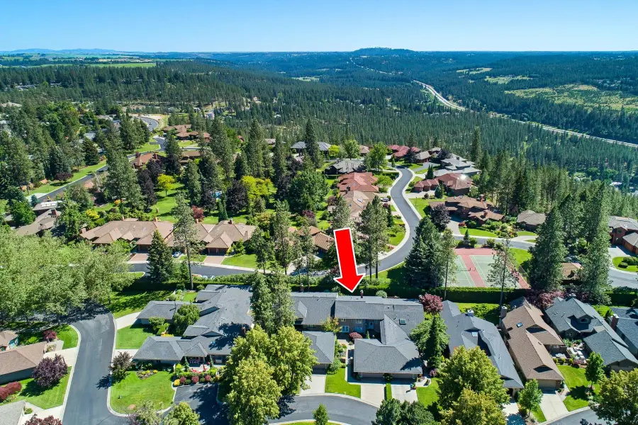 731 E Inverness Ln, Spokane, WA 99223 - #2