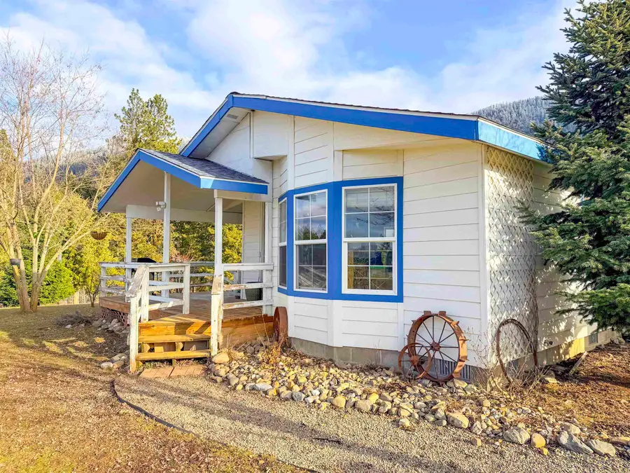 1210 Spring Way, Evans, WA 99126 - Image #2