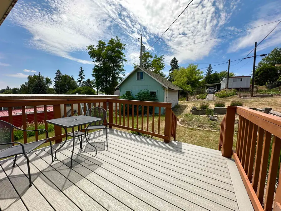 521 N Ramsey St, Tekoa, WA 99033 - Image #3