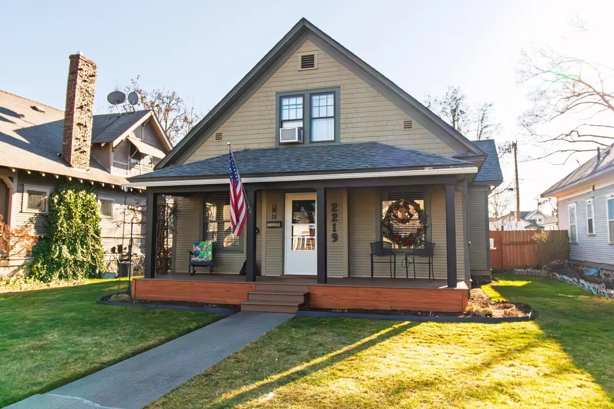 2219 W Maxwell Ave, Spokane, WA 99201 - Image #1