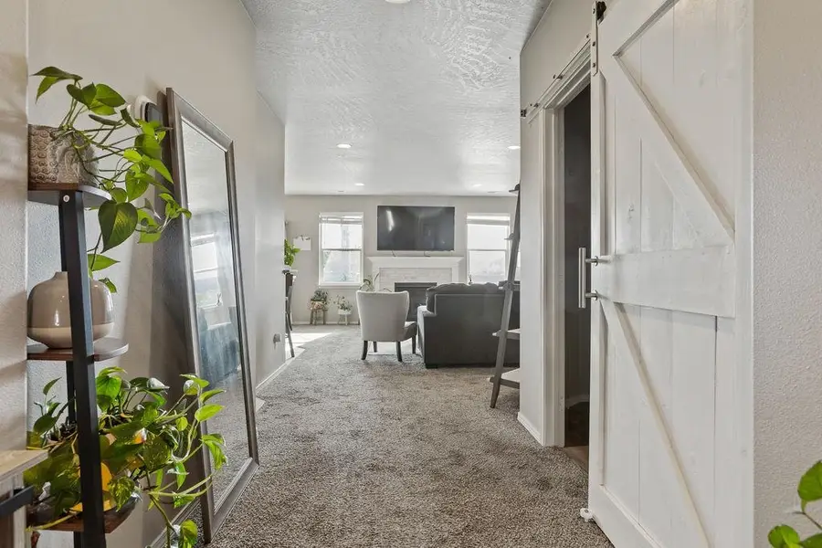 708 Condor Dr, Cheney, WA 99004 - Image #2