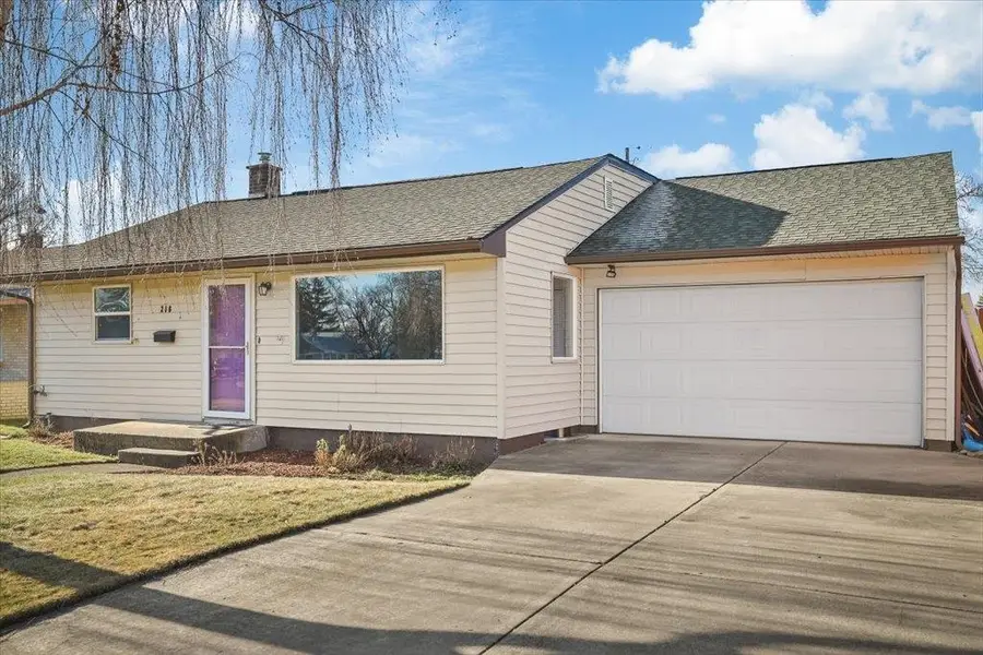 216 W Sussex Ct, Spokane, WA 99205 - Image #3