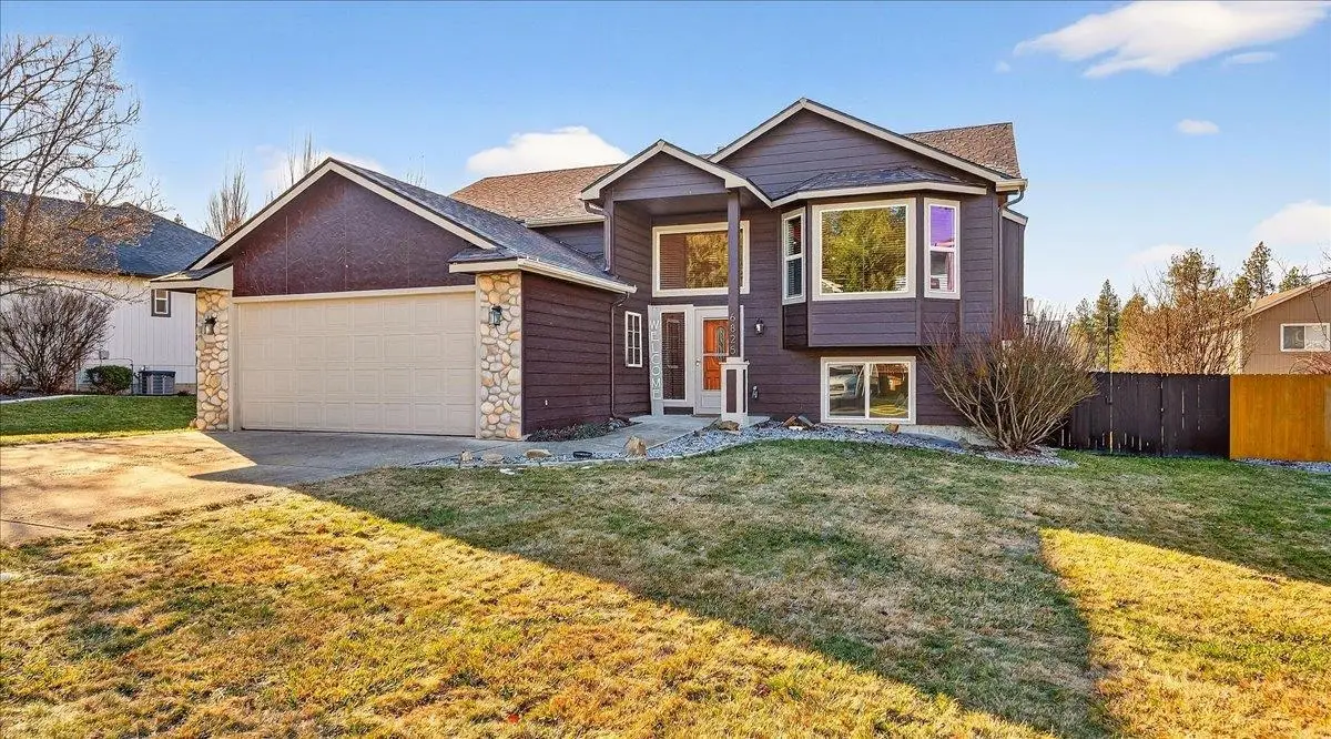 6825 N Oxford Dr, Spokane, WA 99208 - Image #1