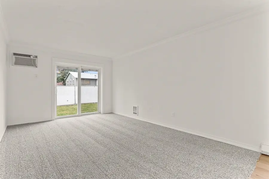 222 N Hutchinson Rd #105, Spokane Valley, WA 99212 - Image #2