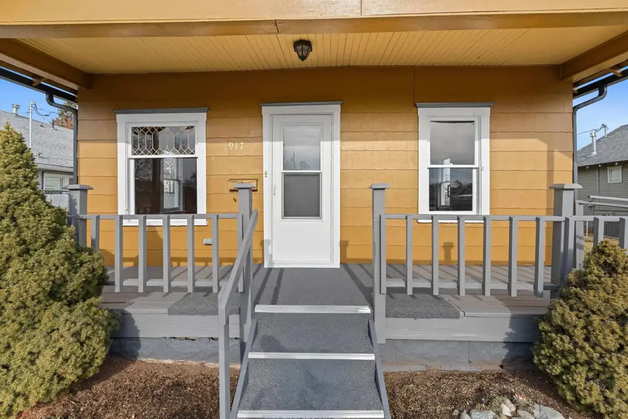 917 E Longfellow Ave, Spokane, WA 99208 - Image #3