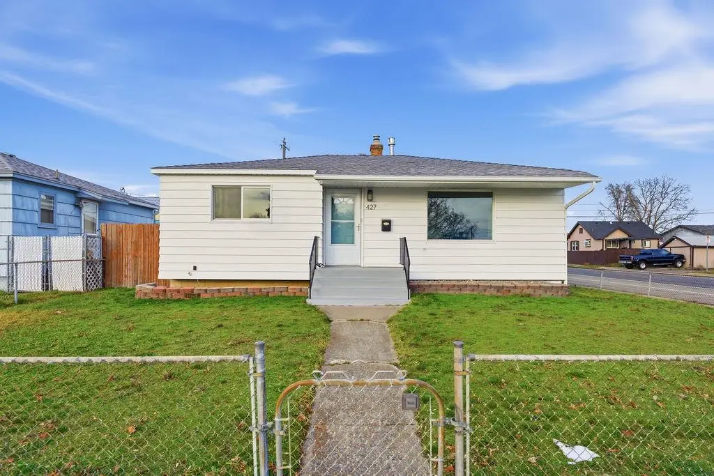 427 E Longfellow Ave, Spokane, WA 99207 - Image #1