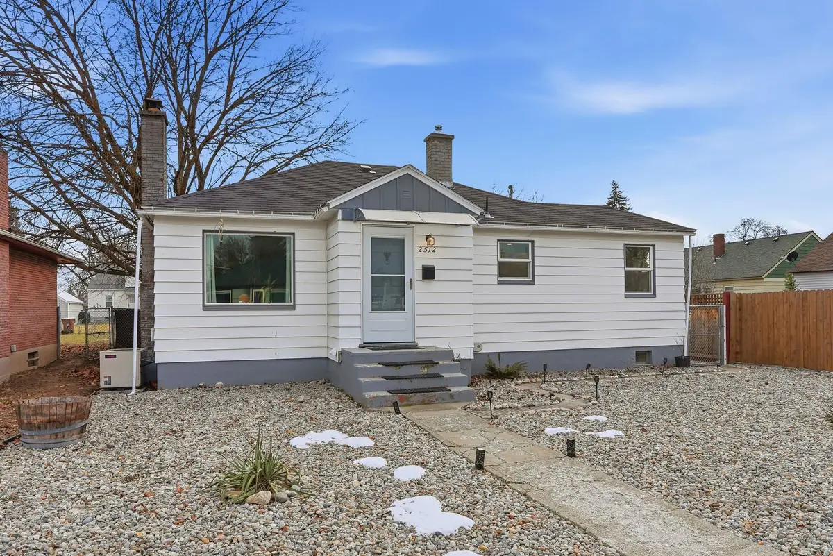 2512 E Columbia Ave, Spokane, WA 99208 - Image #1
