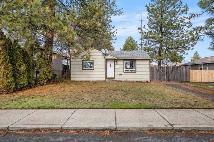 1303 E Dalke Ave, Spokane, WA 99208 - #2