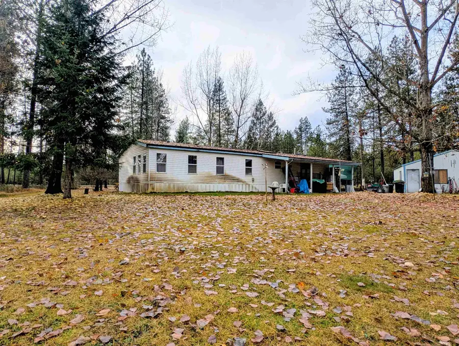 4040 Lyon Moss Rd, Loon Lake, WA 99148 - Image #3