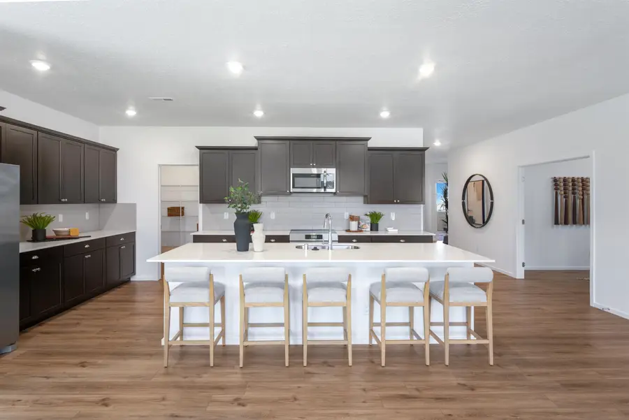 3023 S Bristlecone Ln, Spokane Valley, WA 99037 - Image #2