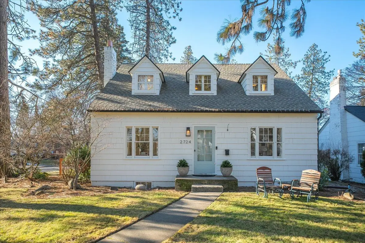 2724 S Howard St, Spokane, WA 99203 - Image #1