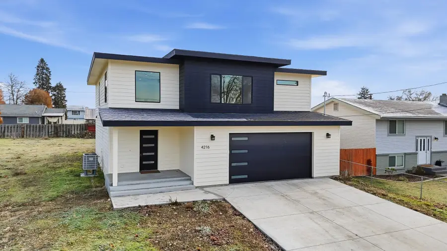 4216 N Silas Dr, Spokane Valley, WA 99216 - Image #2