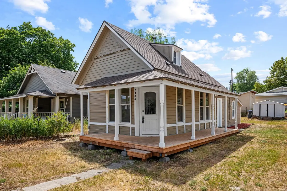 2304 E 6th Ave, Spokane, WA 99202 - #1