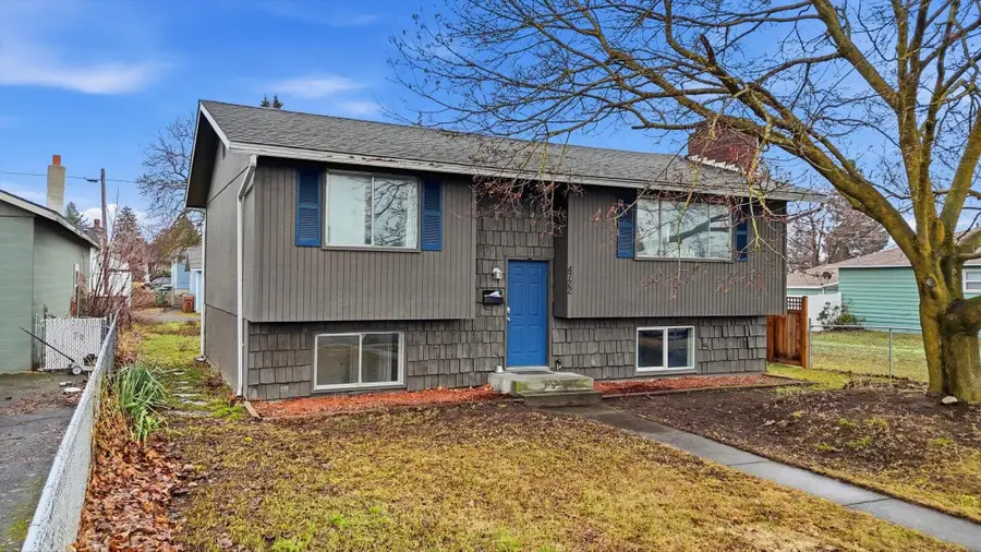 4722 N Walnut St, Spokane, WA 99205 - Image #2