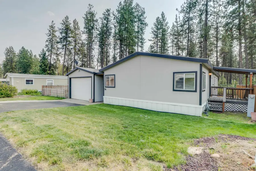 3110 E Chattaroy Rd, Chattaroy, WA 99003 - Image #2