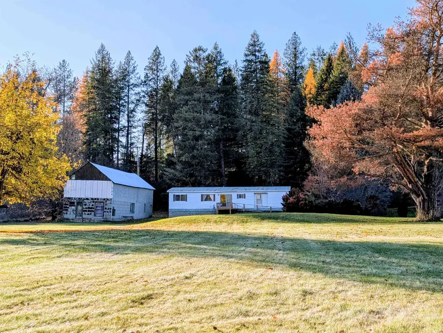 26310 N River Estates Dr, Chattaroy, WA 99003 - #2