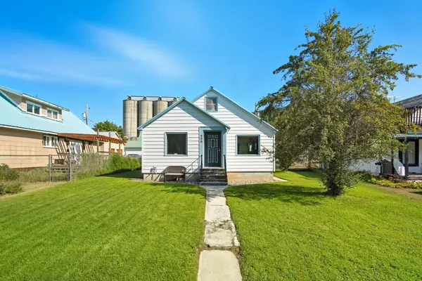 409 Pend Oreille Blvd, Metaline Falls, WA 99153