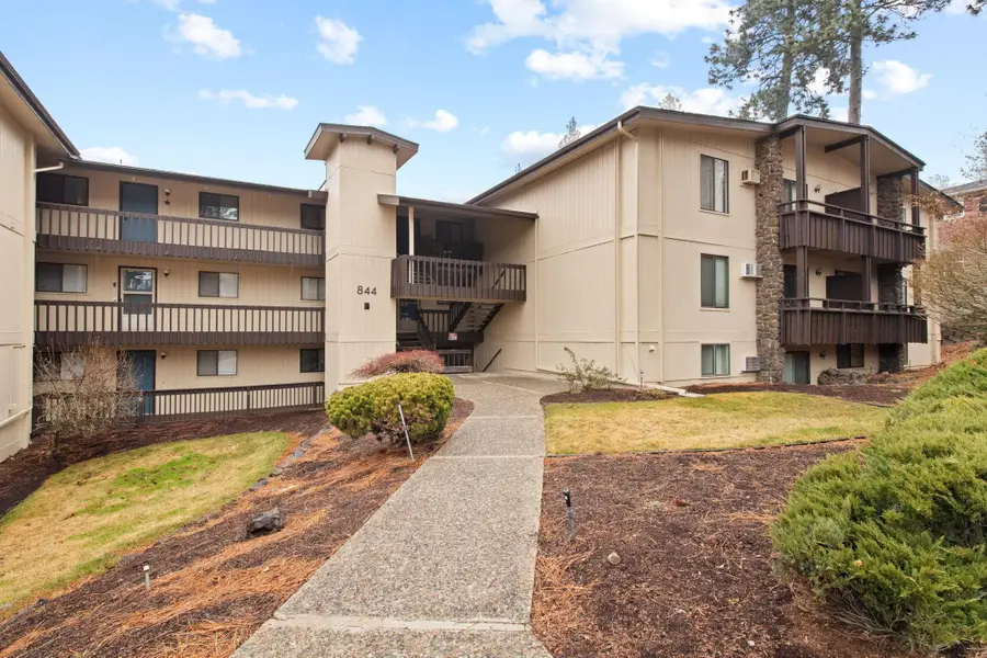 844 W Cliff Dr #201, Spokane, WA 99201 - Image #2