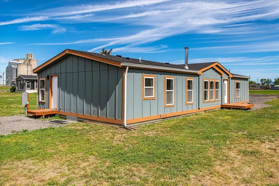 255 Sw Railroad St, Creston, WA 99117 - Image #2