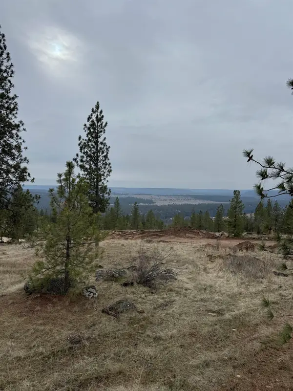 4699 W Landon Ln, Spokane, WA 99208