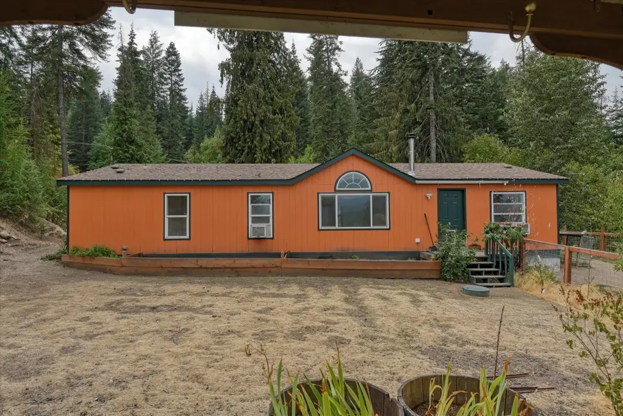 11641 W Newman Lake Dr, Newman Lake, WA 99025 - Image #2