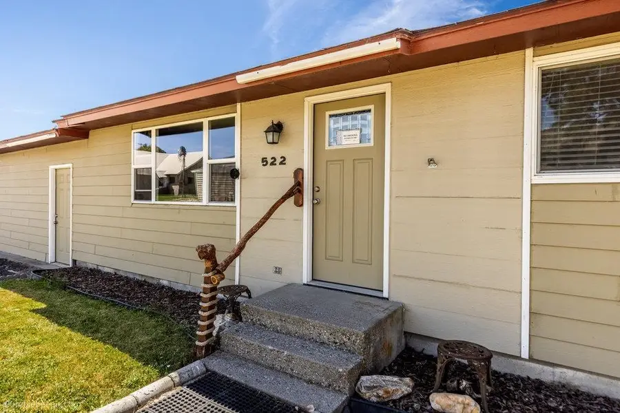 522 NW Cole Ave, Wilbur, WA 99185 - #2
