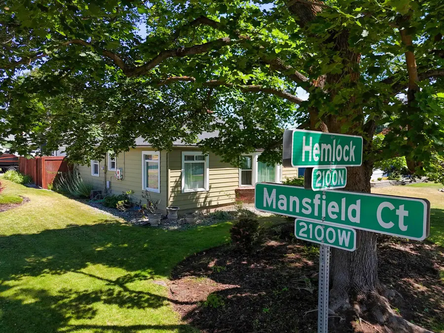 2118 N Hemlock St, Spokane, WA 99205 - Image #2