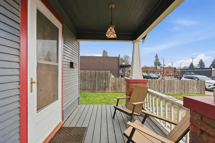 1012 W Cleveland Ave, Spokane, WA 99205 - Image #2