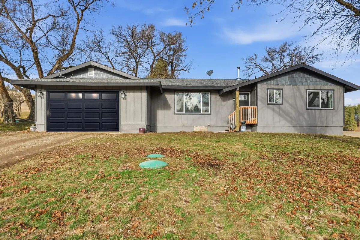 27108 E Blanchard Loop, Newport, WA 99156 - #1