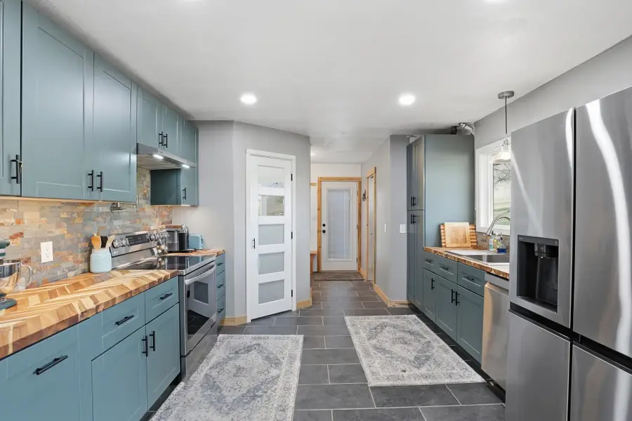 27108 E Blanchard Loop, Newport, WA 99156 - #3