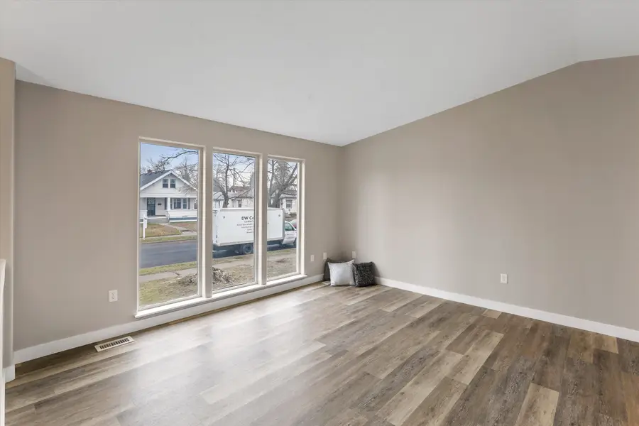 308 E Crown Ave, Spokane, WA 99205 - Image #3