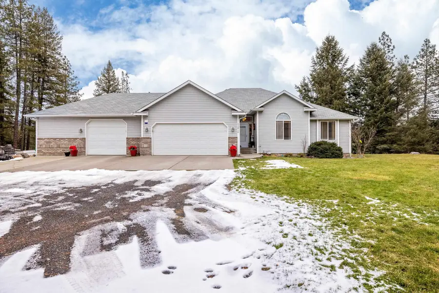 32410 N Ridge Rd, Chattaroy, WA 99003 - Image #3