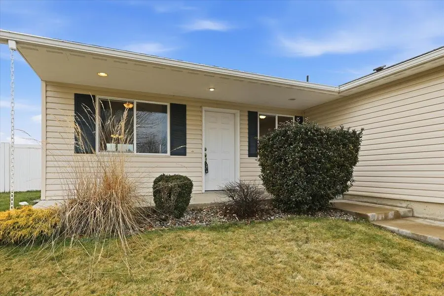 4520 S Carnation Rd, Spokane, WA 99224 - Image #2