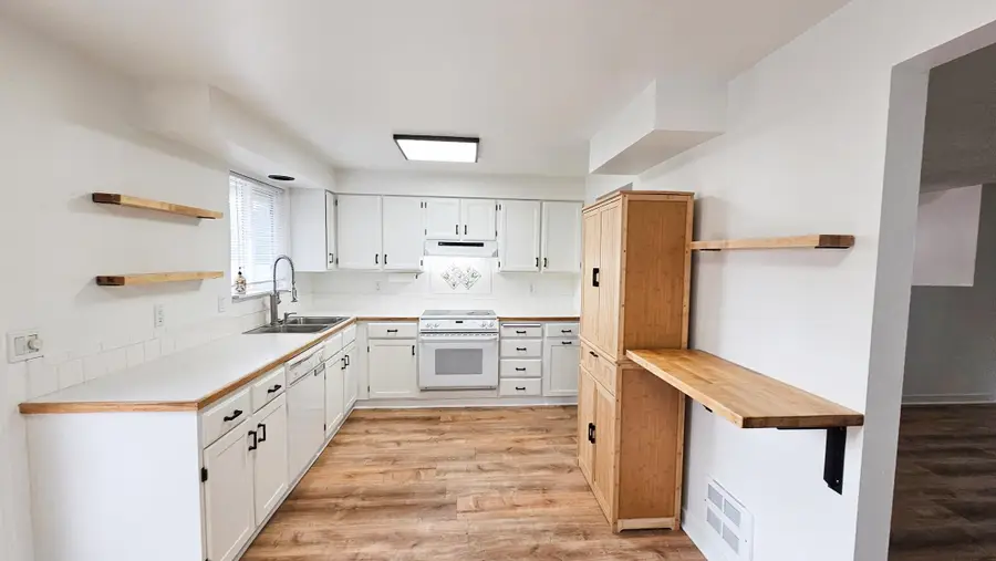 12915 W 5th Ave, Four Lakes, WA 99014 - #3