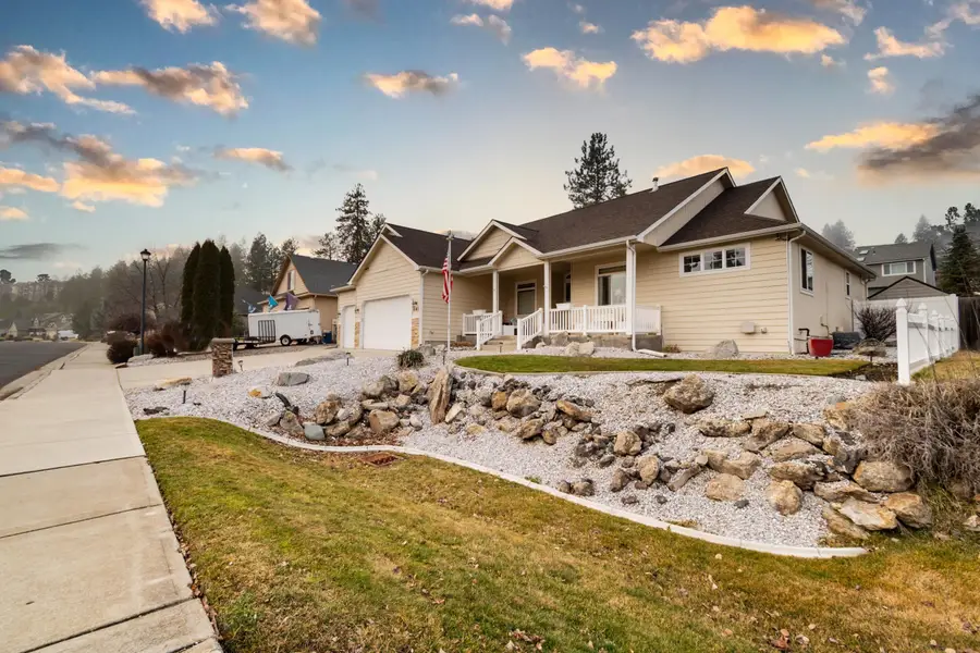 801 E Huron Dr, Spokane, WA 99208 - Image #3