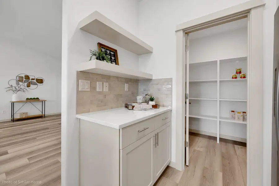 5366 N Ainsworth Ln, Spokane Valley, WA 99217 - #2