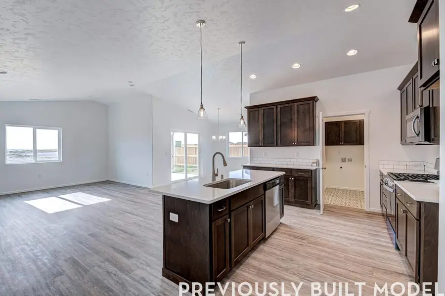 18722 E Riverside Ct, Spokane Valley, WA 99016 - #2