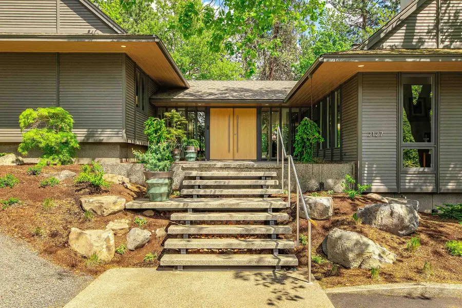 2127 S Helena St, Spokane, WA 99203 - Image #3