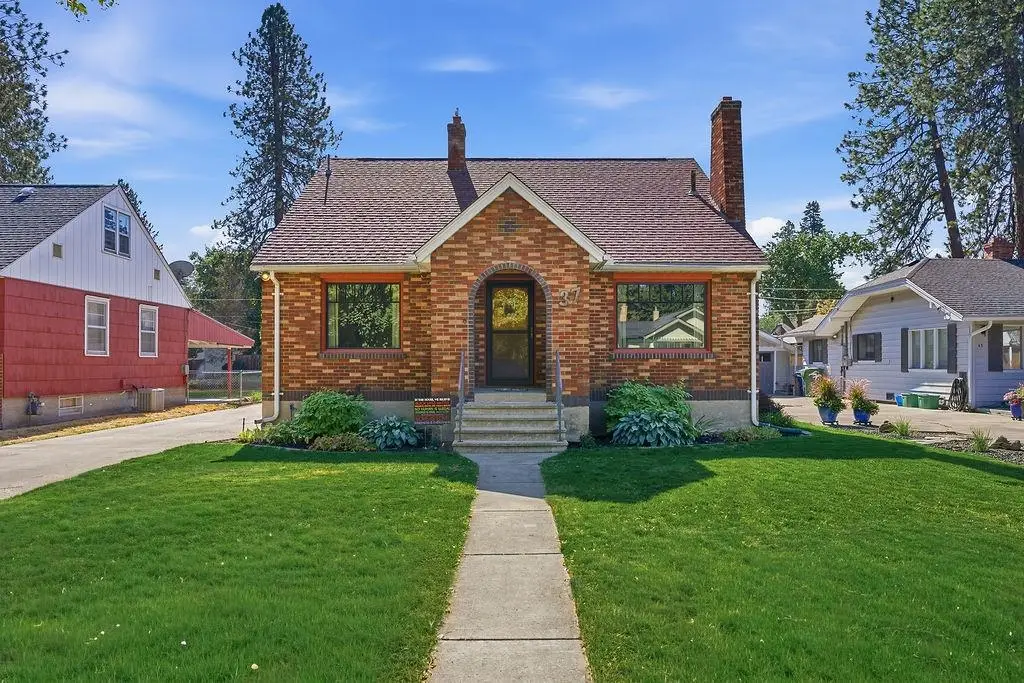 37 W 28th Ave, Spokane, WA 99203 - Image #1