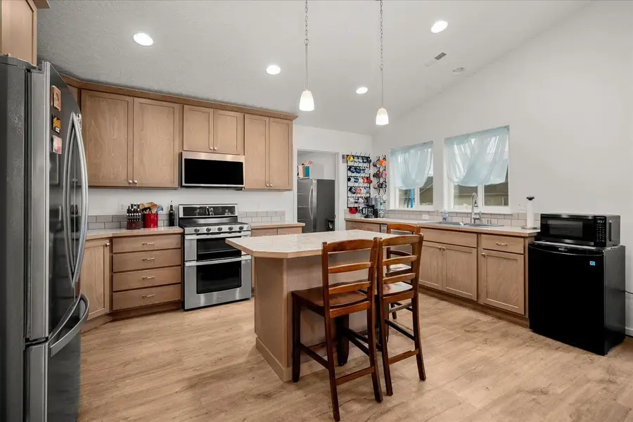 12836 W 2nd Ave, Airway Heights, WA 99001 - #2