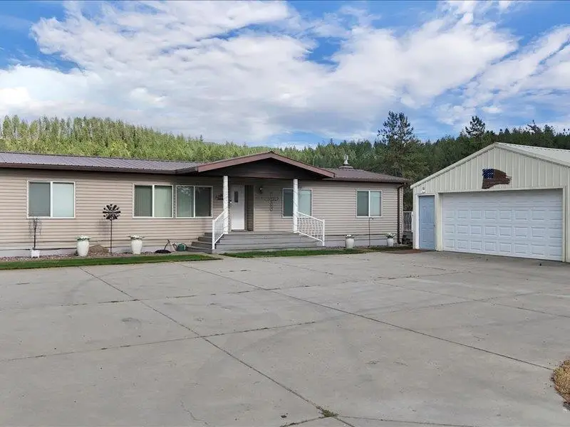 26026 N Madison Rd, Chattaroy, WA 99003 - #3