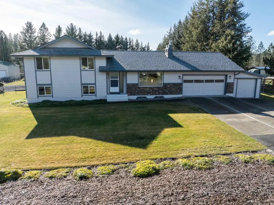 9513 W Nelson Dr, Nine Mile Falls, WA 99026 - #2