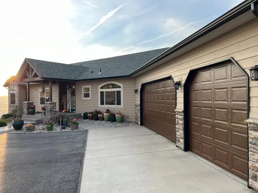 7009 N Lynden Ln, Otis Orchards, WA 99027 - #2