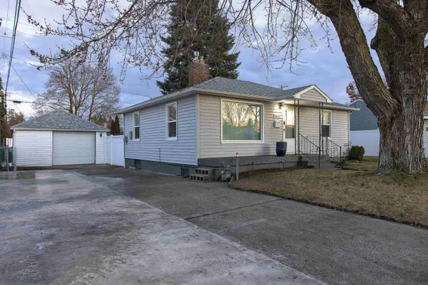 5628 N D Street St, Spokane, WA 99205