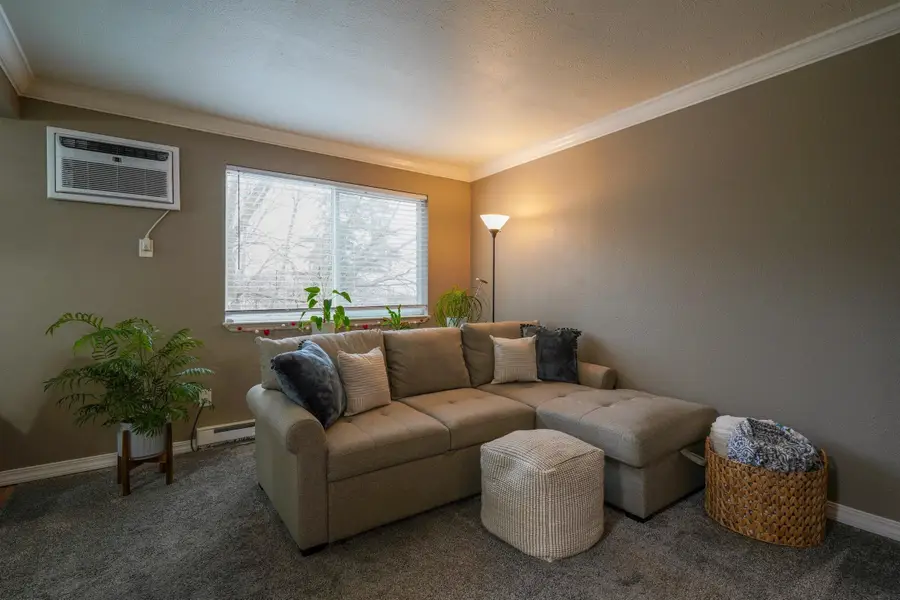 222 N Hutchinson Rd, Spokane Valley, WA 99212 - #3