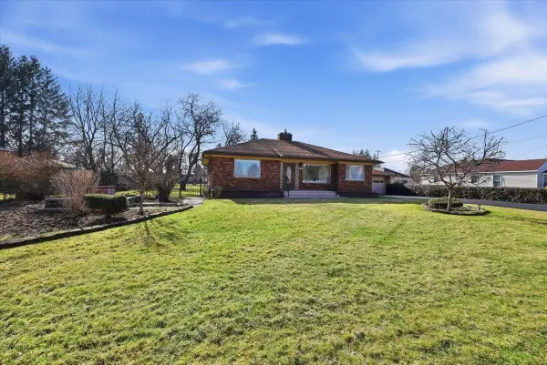 11512 E Valleyway Ave, Spokane Valley, WA 99206