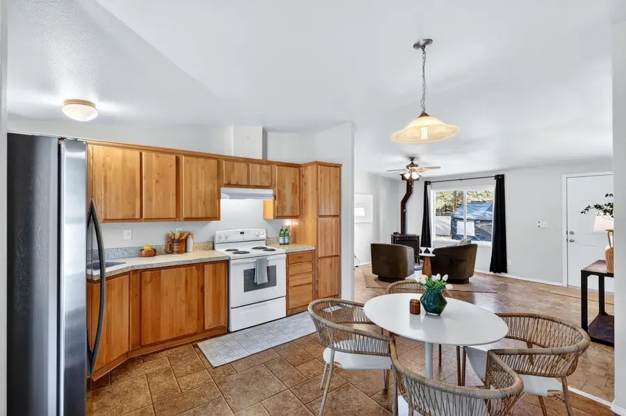 21018 N Myrtle St, Mead, WA 99021 - #2