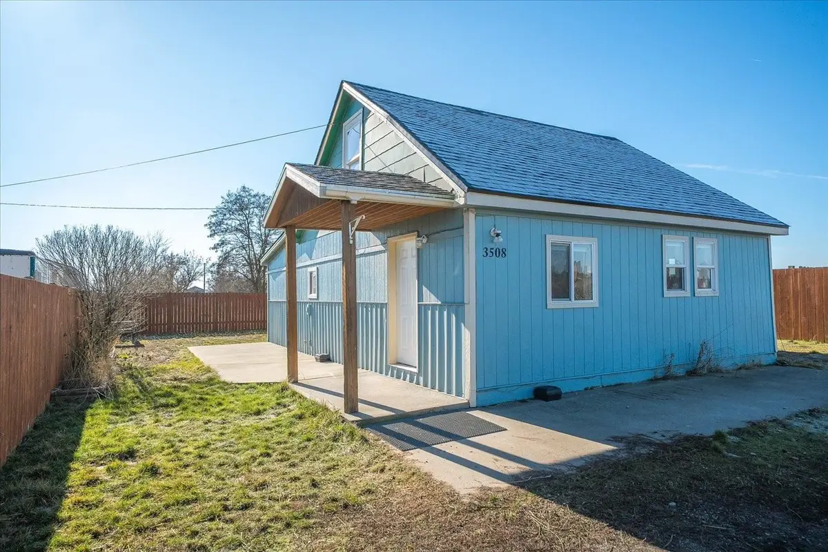3508 E Sanson Ave, Spokane, WA 99223 - #1