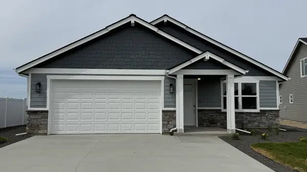 1255 N High Desert Dr, Deer Park, WA 99006
